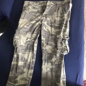 2 pair of Men’s Camo pants